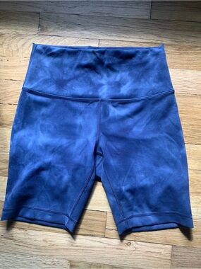 lululemon athletica High-Rise Athletic Bike Shorts in Deep Blue